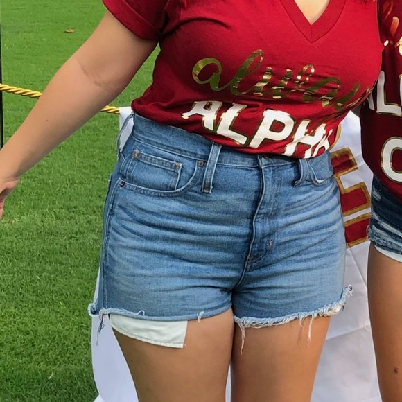 Madewell The Perfect Jean Short: Step-Hem Edition - Picture 6 of 6